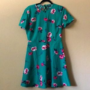 Green/teal floral dress - Pretty Little Thing